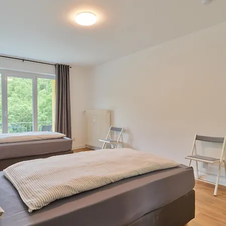 Apartment Monteurwohnungen In - Parkplatz - Einzelbetten - Waschmaschine Und Trockner Trier
